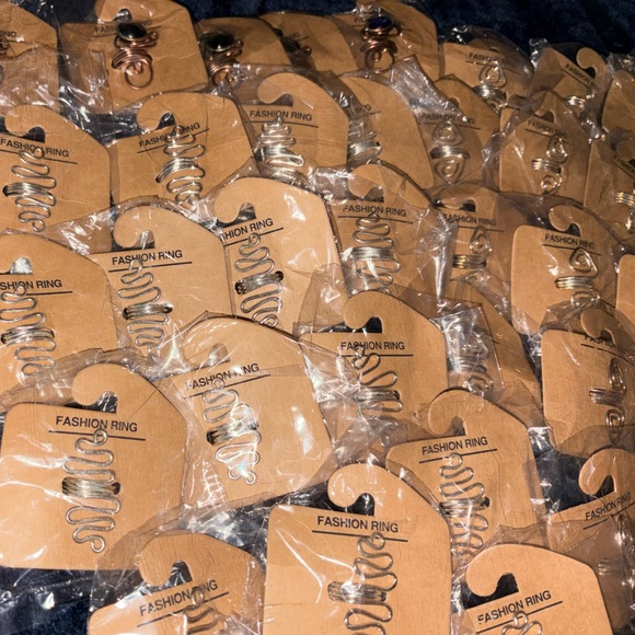 HUGE 50 PIECE RING BUNDLE - Picture 2 of 6